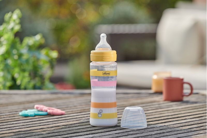 BiberonChiccoWellBeingColorsRosa4Meses330mL