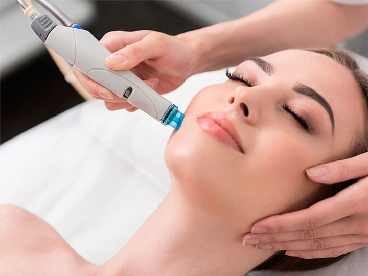 Limpieza con Rejuvenecimiento Facial